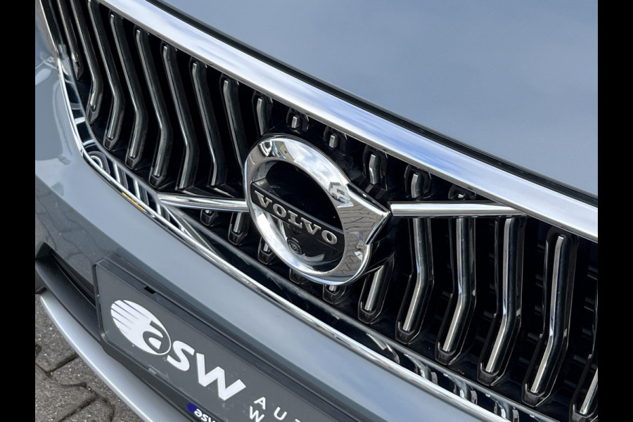 Volvo XC40 1.5 T4 Recharge Inscription | Trekhaak | Leder | Harman Kardon | Pano | 360 Camera