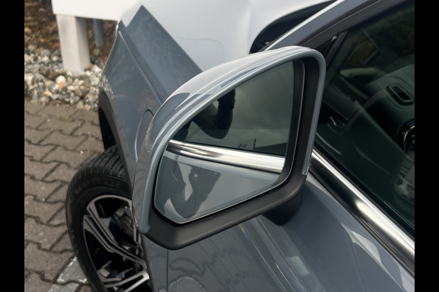 Volvo XC40 1.5 T4 Recharge Inscription | Trekhaak | Leder | Harman Kardon | Pano | 360 Camera