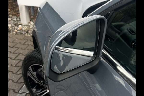 Volvo XC40 1.5 T4 Recharge Inscription | Trekhaak | Leder | Harman Kardon | Pano | 360 Camera