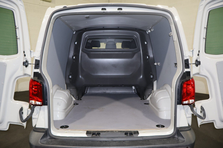 Volkswagen Transporter 2.0 TDI L2 H1 150pk Automaat DC