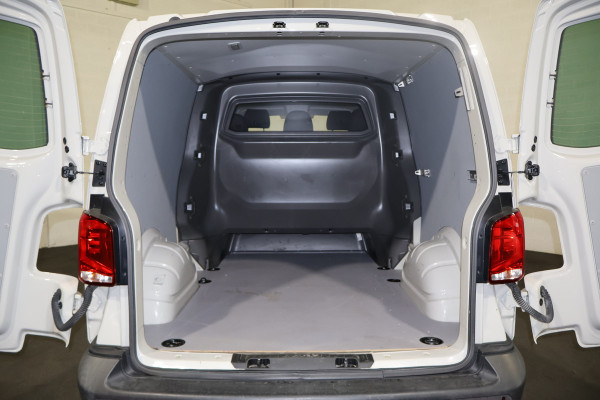 Volkswagen Transporter 2.0 TDI L2 H1 150pk Automaat DC
