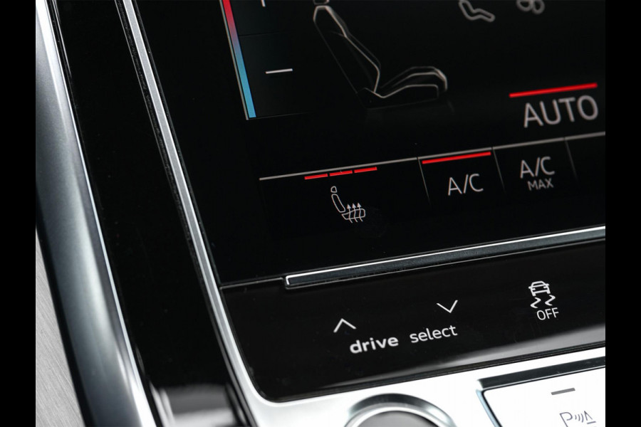 Audi Q8 55 TFSI e quattro Pro Line S | Panoramadak | NL-Auto | Dealeronderhouden | B&O | 360 Camera | Luchtvering | Adaptieve Cruise | Memory-Seats | Ambiance Interieur | Trekhaak | Stoelverwarming |