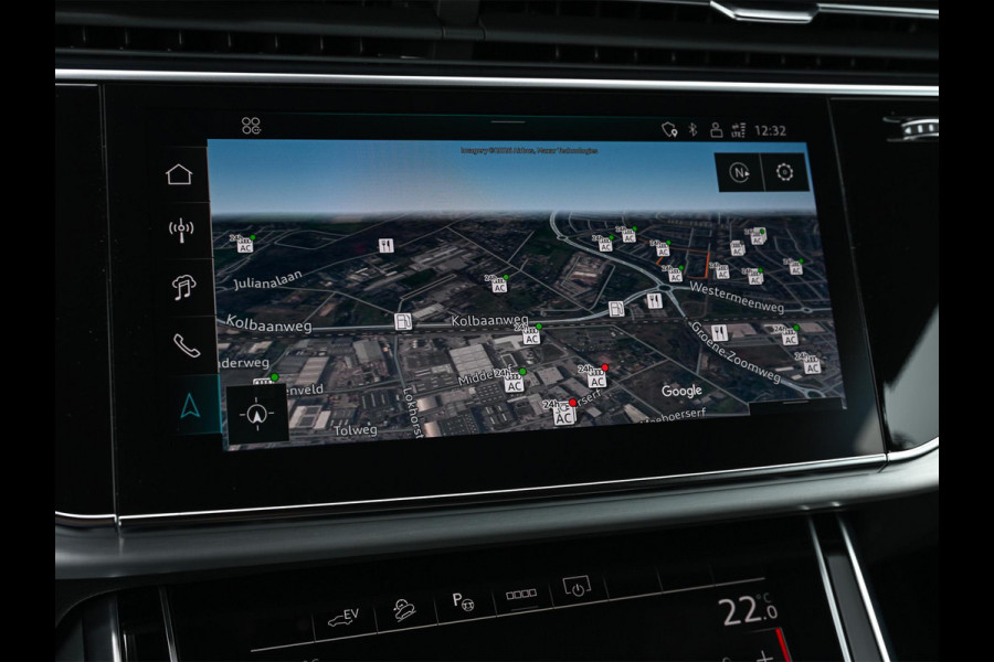 Audi Q8 55 TFSI e quattro Pro Line S | Panoramadak | NL-Auto | Dealeronderhouden | B&O | 360 Camera | Luchtvering | Adaptieve Cruise | Memory-Seats | Ambiance Interieur | Trekhaak | Stoelverwarming |