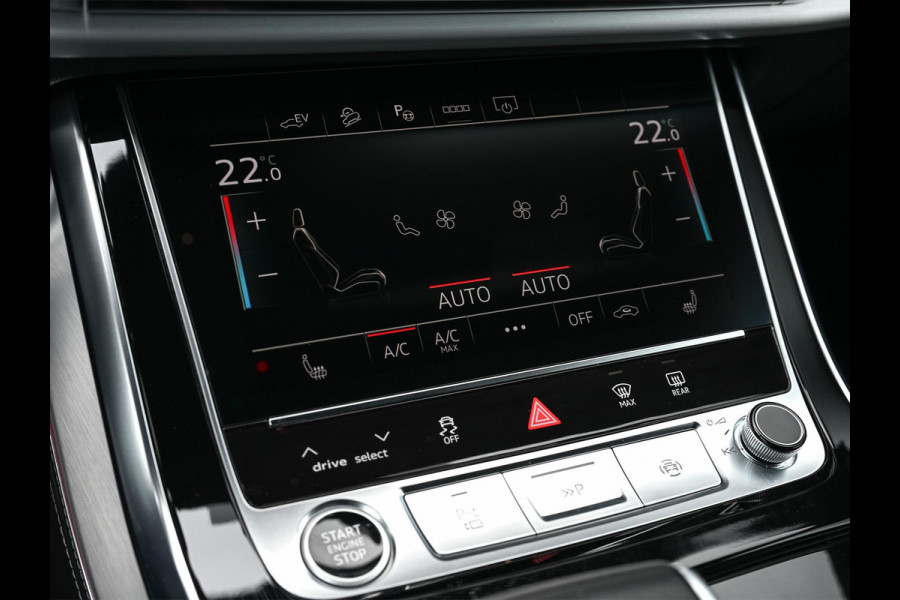 Audi Q8 55 TFSI e quattro Pro Line S | Panoramadak | NL-Auto | Dealeronderhouden | B&O | 360 Camera | Luchtvering | Adaptieve Cruise | Memory-Seats | Ambiance Interieur | Trekhaak | Stoelverwarming |