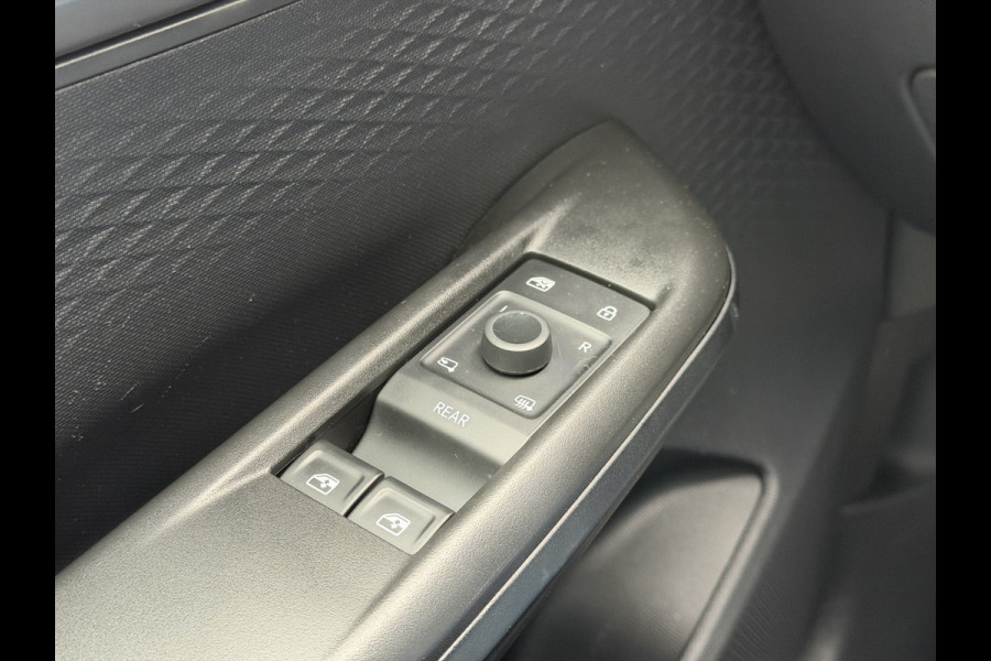 CUPRA Born BWJ 12-2021 | Adrenaline One 62 kWh SOH 91,7% | WARMTEPOMP | CLIMA | STOELVERW | 19'' LMV | CARPLAY | CAMERA A | NAVI