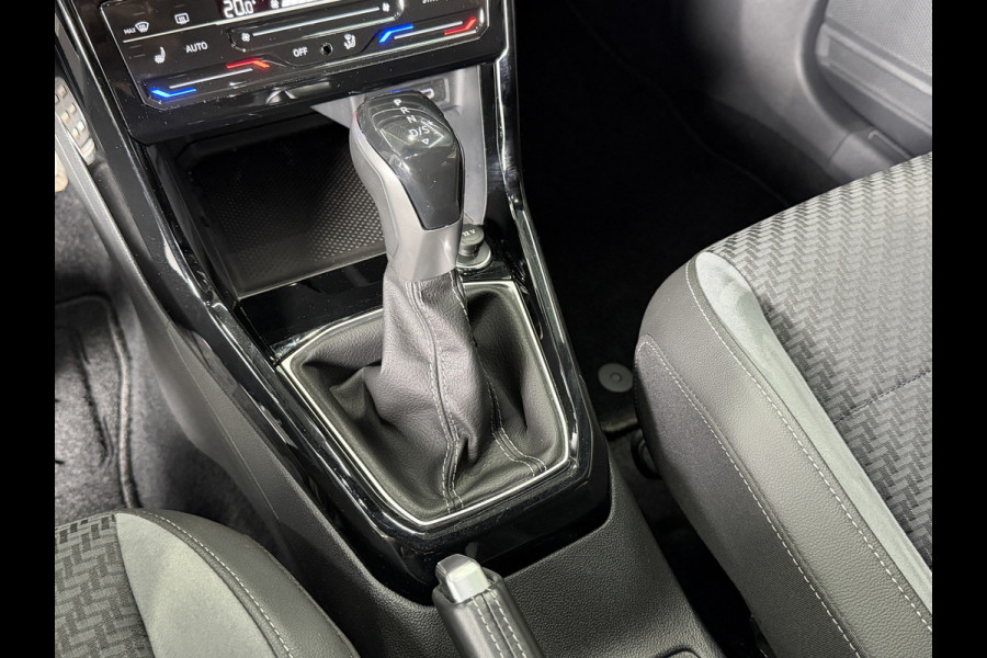 Volkswagen T-Cross 1.5 TSI 150pk Style R-Line | Navi | 18" | ACC | Dodehoek | Camera | Carplay |