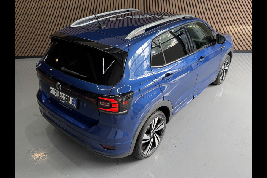 Volkswagen T-Cross 1.5 TSI 150pk Style R-Line | Navi | 18" | ACC | Dodehoek | Camera | Carplay |