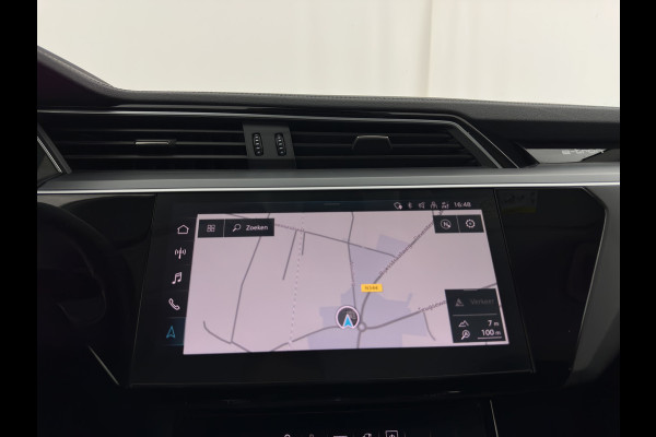 Audi e-tron 55 quattro edition 95 kWh [3-Fase-11kW] {SoH-95%} (INCL.BTW) *FULL-LED | HEATED-COMFORTSEATS | DIGI-COCKPIT | NAVI-FULLMAP | CAMERA | DAB+ | ECC | PDC | CRUISE | 20''ALU*
