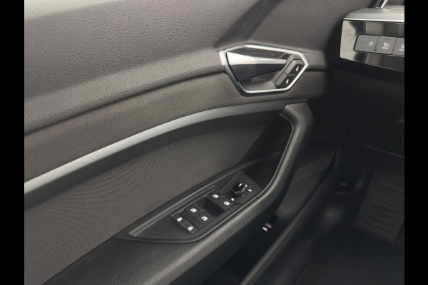 Audi e-tron 55 quattro edition 95 kWh [3-Fase-11kW] {SoH-95%} (INCL.BTW) *FULL-LED | HEATED-COMFORTSEATS | DIGI-COCKPIT | NAVI-FULLMAP | CAMERA | DAB+ | ECC | PDC | CRUISE | 20''ALU*