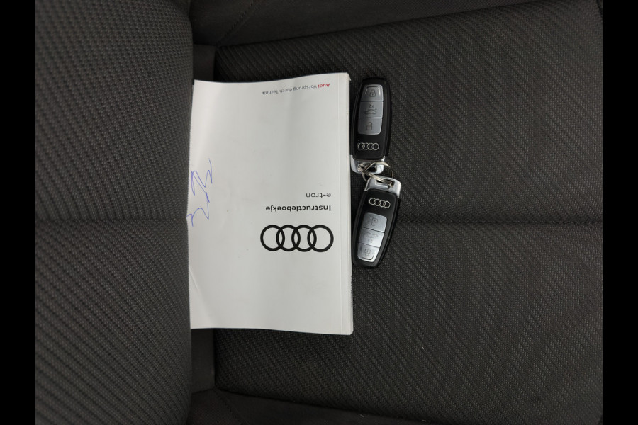 Audi e-tron 55 quattro edition 95 kWh [3-Fase-11kW] {SoH-95%} (INCL.BTW) *FULL-LED | HEATED-COMFORTSEATS | DIGI-COCKPIT | NAVI-FULLMAP | CAMERA | DAB+ | ECC | PDC | CRUISE | 20''ALU*