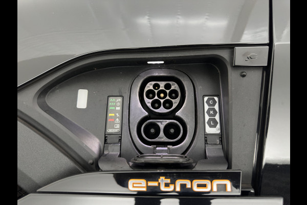 Audi e-tron 55 quattro edition 95 kWh [3-Fase-11kW] {SoH-95%} (INCL.BTW) *FULL-LED | HEATED-COMFORTSEATS | DIGI-COCKPIT | NAVI-FULLMAP | CAMERA | DAB+ | ECC | PDC | CRUISE | 20''ALU*