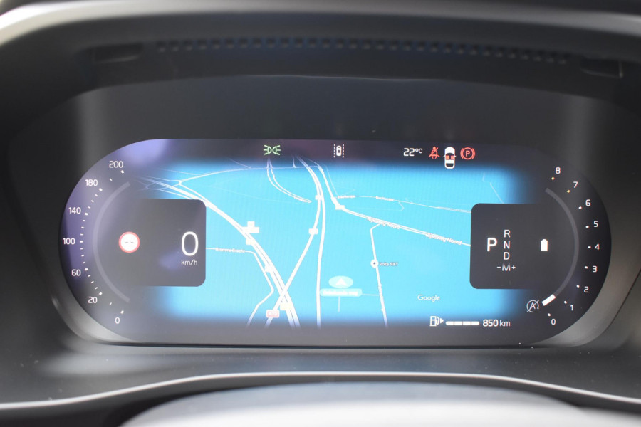 Volvo XC40 B4 211PK Automaat Plus Dark / Adaptive Cruise control / 360 Camera / Extra getint glas / 20'' velgen / Harman Kardon / Elektrisch verstelbare stoelen met geheugen / Stoel- en stuurverwarming / Elektrisch panorama schuifdak
