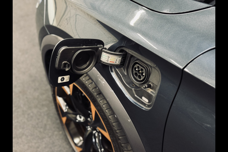 CUPRA Formentor 1.4 e-Hybrid VZ Copper Edition | Panorama | Memory | ACC