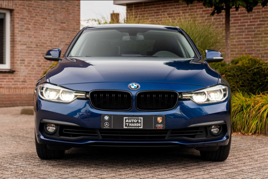 BMW 3 Serie 318i Executive 136 PK Aut. LED Clima Cruise 18'' M-Sport