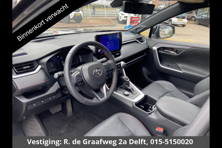 Toyota RAV4 2.5 Plug-in Hybrid AWD Bi-Tone Plus | 1500 KG trekgewicht | JBL Audio | Stoelverwarming & ventilatie | Memory Seats | Panoramadak