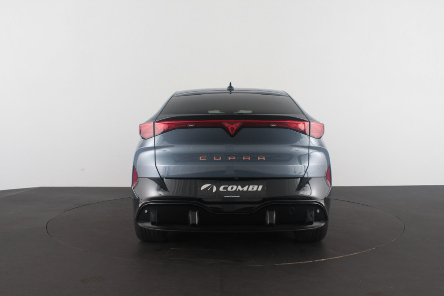 CUPRA Tavascan Business 82 kWh > 	569 WLTP/Travel Assist/Tavascan Blue