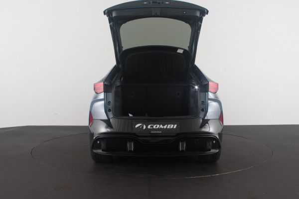 CUPRA Tavascan Business 82 kWh > 	569 WLTP/Travel Assist/Tavascan Blue