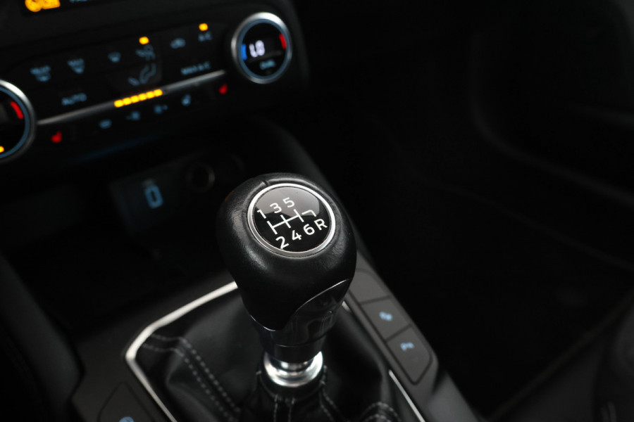 Ford Focus 1.0 EcoBoost Hybrid Titanium X Business Trekhaak! Winter pakket, Climate