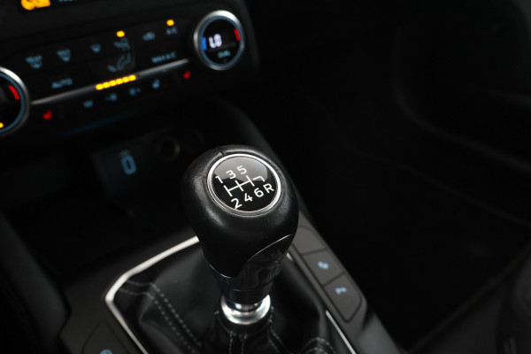 Ford Focus 1.0 EcoBoost Hybrid Titanium X Business Trekhaak! Winter pakket, Climate