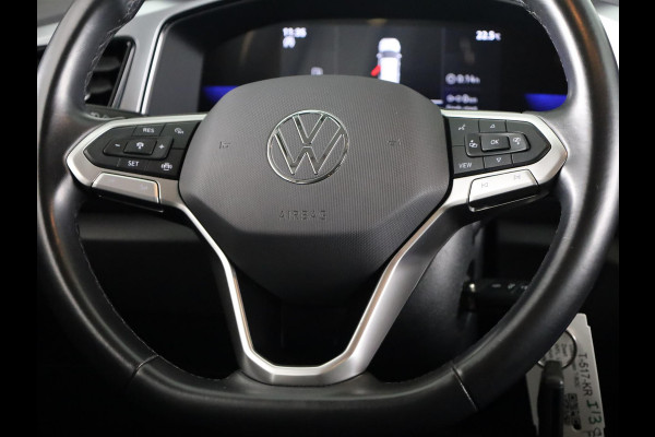 Volkswagen T-Roc 1.5 TSI Life 150 pk Automaat (DSG) | Navigatie | Parkeersensoren (Park assist) | Achteruitrijcamera | Adaptieve cruise control | Autom. airco |
