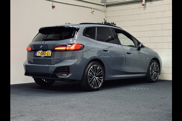 BMW 2 Serie Active Tourer 225e xDrive M-Sport | 19" | Panorama | Trekhaak | HK