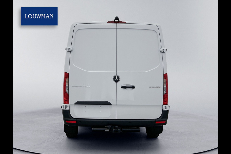Mercedes-Benz Sprinter 319 CDI L2H1 Pro Led Trekhaak Navigatie Parkeerpakket Carplay Betimmering BPM vrij Stoelverwarming