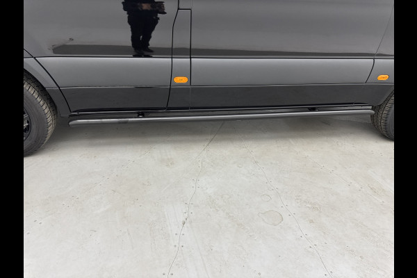 Mercedes-Benz Sprinter 317 CDI L2H2 30 JAAR EDITION Leder Vanstep Trekhaak 3500kg Navigatie Led MAK Safari Trekhaak