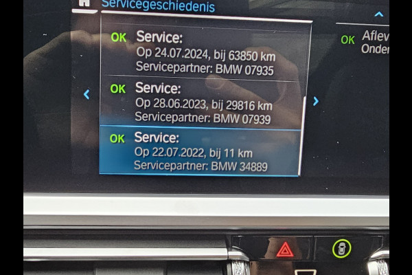 BMW 3 Serie Touring 330e M-Sport Touring Plus | LED | Pano | Trekhaak | Stoelverwarming | Shadow-Line | Park Assist | Driving Assistant | Vol |