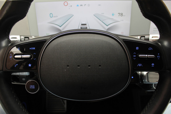 Hyundai IONIQ 5 Connect+ 73kWh / SoH 94,8% / Trekhaak / Camera / Head-up / Leder / CarPlay / V2L / 19'' / Warmtepomp / Stoelverwarming / Dodehoek / DAB / ACC
