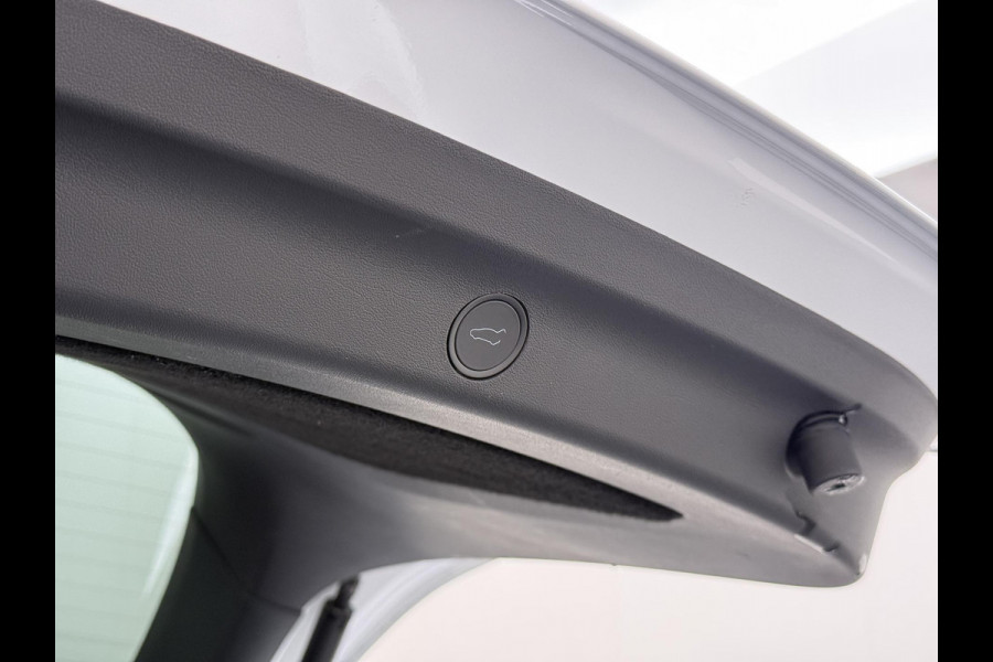 Tesla Model Y Performance AWD 75 kWh SOH 94% | AFN. TREKHAAK | 21 INCH TURBINE VELGEN | TESLA GARANTIE T/M 01-2028 OF 80.000 KM | ACCU & AANDRIJFLIJN GARANTIE T/M 01-2032 OF 192.000 KM | ALL IN RIJKLAAR PRIJS |