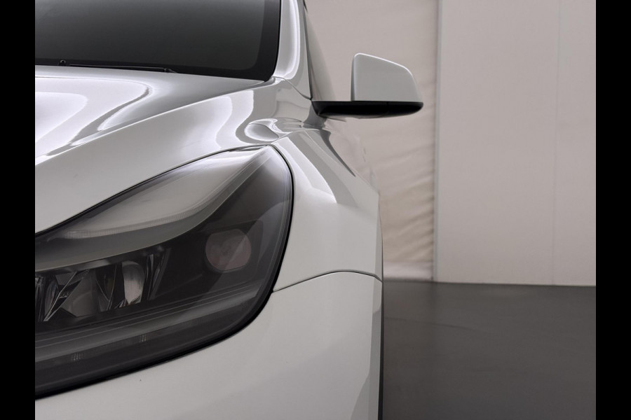 Tesla Model Y Performance AWD 75 kWh SOH 94% | AFN. TREKHAAK | 21 INCH TURBINE VELGEN | TESLA GARANTIE T/M 01-2028 OF 80.000 KM | ACCU & AANDRIJFLIJN GARANTIE T/M 01-2032 OF 192.000 KM | ALL IN RIJKLAAR PRIJS |