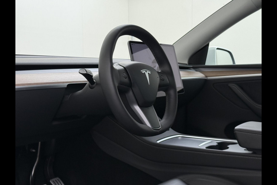 Tesla Model Y Performance AWD 75 kWh SOH 94% | AFN. TREKHAAK | 21 INCH TURBINE VELGEN | TESLA GARANTIE T/M 01-2028 OF 80.000 KM | ACCU & AANDRIJFLIJN GARANTIE T/M 01-2032 OF 192.000 KM | ALL IN RIJKLAAR PRIJS |