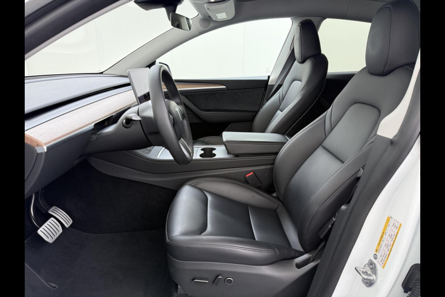 Tesla Model Y Performance AWD 75 kWh SOH 94% | AFN. TREKHAAK | 21 INCH TURBINE VELGEN | TESLA GARANTIE T/M 01-2028 OF 80.000 KM | ACCU & AANDRIJFLIJN GARANTIE T/M 01-2032 OF 192.000 KM | ALL IN RIJKLAAR PRIJS |