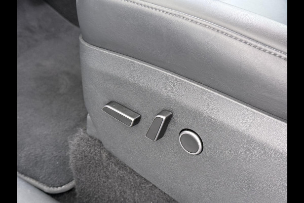 Tesla Model Y Performance AWD 75 kWh SOH 94% | AFN. TREKHAAK | 21 INCH TURBINE VELGEN | TESLA GARANTIE T/M 01-2028 OF 80.000 KM | ACCU & AANDRIJFLIJN GARANTIE T/M 01-2032 OF 192.000 KM | ALL IN RIJKLAAR PRIJS |
