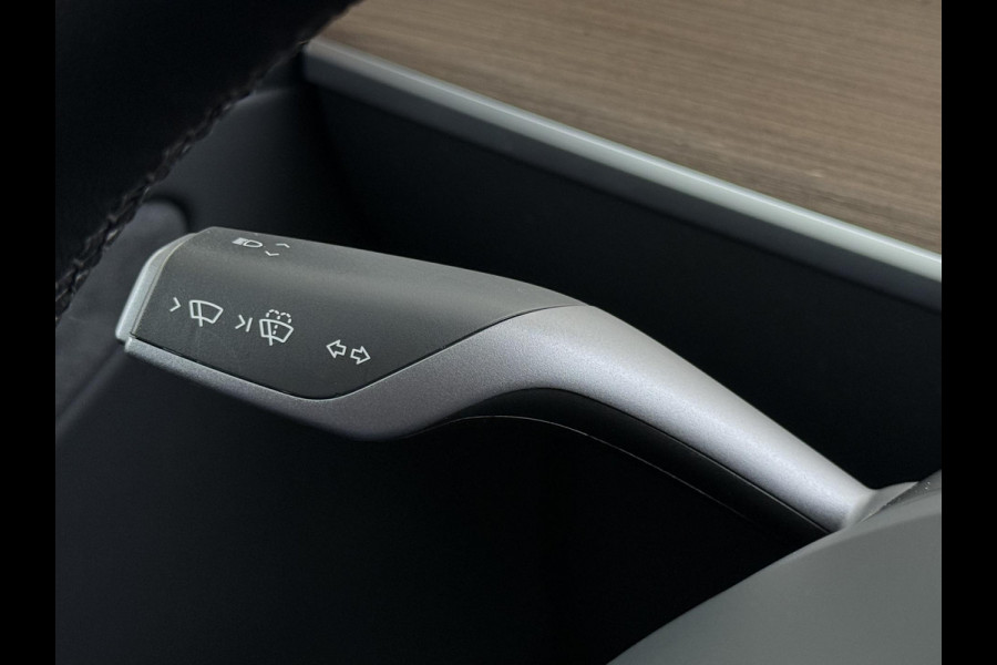 Tesla Model Y Performance AWD 75 kWh SOH 94% | AFN. TREKHAAK | 21 INCH TURBINE VELGEN | TESLA GARANTIE T/M 01-2028 OF 80.000 KM | ACCU & AANDRIJFLIJN GARANTIE T/M 01-2032 OF 192.000 KM | ALL IN RIJKLAAR PRIJS |