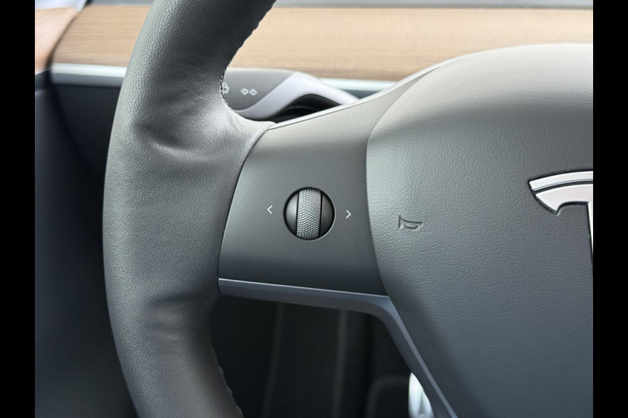 Tesla Model Y Performance AWD 75 kWh SOH 94% | AFN. TREKHAAK | 21 INCH TURBINE VELGEN | TESLA GARANTIE T/M 01-2028 OF 80.000 KM | ACCU & AANDRIJFLIJN GARANTIE T/M 01-2032 OF 192.000 KM | ALL IN RIJKLAAR PRIJS |