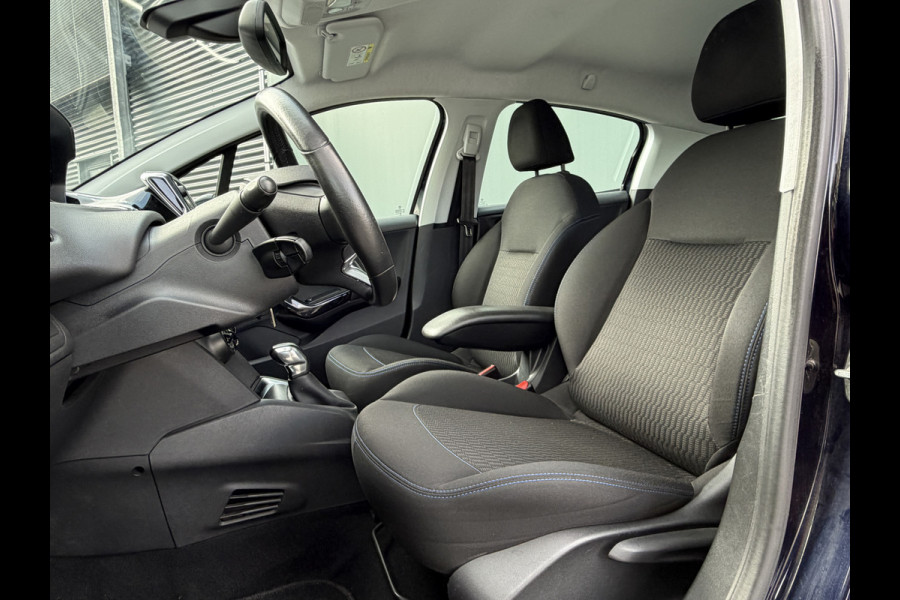 Peugeot 208 BWJ 2019 | 1.2 83PK Signature | AIRCO | NAVI | PDC | CRUISE | CARPLAY | 16'' LMV | DONKER GLAS |