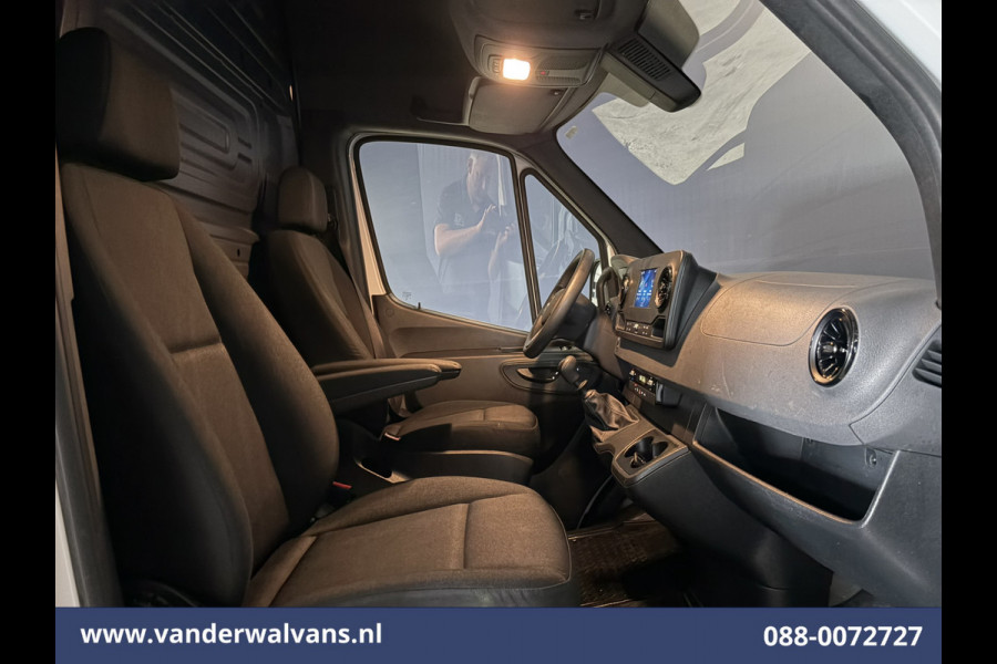 Mercedes-Benz Sprinter 317 CDI 170pk L2H2 Euro6 Airco | Camera | Navigatie | Apple Carplay | LED | Stoelverwarming Android Auto, Parkeersensoren