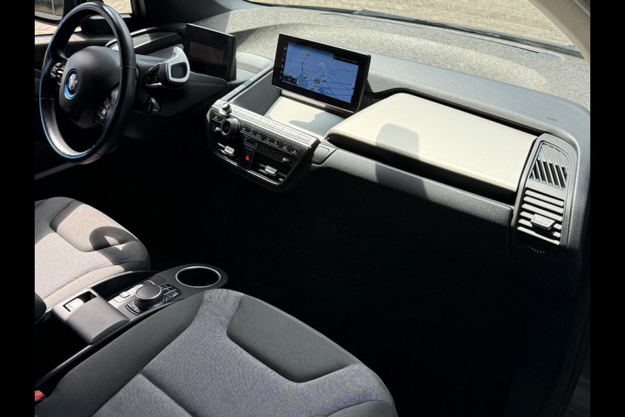 BMW i3 Executive Edition 120Ah 42 kWh | NAVIGATIE PROFF | CAMERA | PARKEERSENSOREN | WARMTEPOMP |