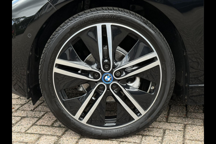 BMW i3 Executive Edition 120Ah 42 kWh | NAVIGATIE PROFF | CAMERA | PARKEERSENSOREN | WARMTEPOMP |
