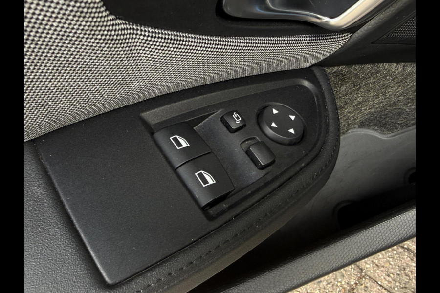 BMW i3 Executive Edition 120Ah 42 kWh | NAVIGATIE PROFF | CAMERA | PARKEERSENSOREN | WARMTEPOMP |