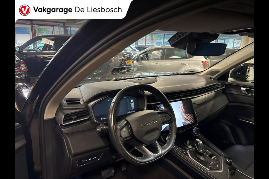 Lynk & Co 01 1.5 / Pano / Navigatie / Camera / Infinity / Memory / Elek.klep / Apple carplay