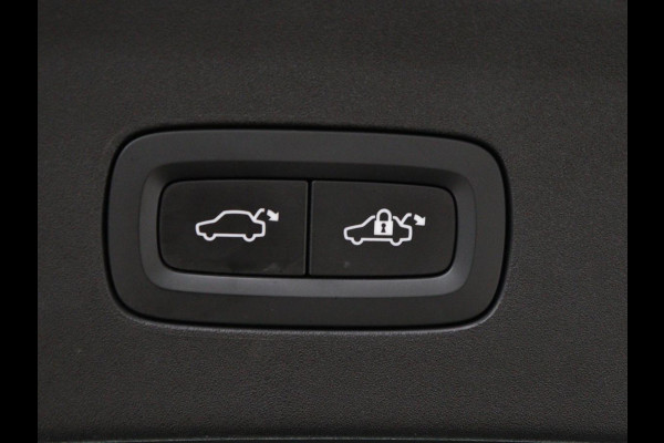 Polestar 2 Standard Range Single Motor 63kWh | SOH 89,7% | Memory | Stoelverwarming | Cruise control | Carplay | Navigatie | Bluetooth | Camera | Park assist | Interieurverlichting | Elektrische achterklep | Trekhaak