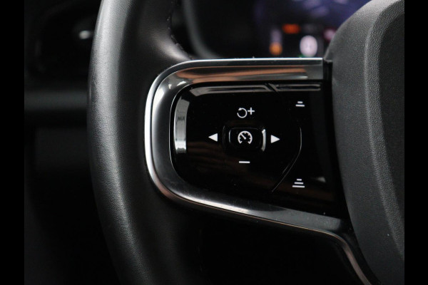 Polestar 2 Standard Range Single Motor 63kWh | SOH 89,7% | Memory | Stoelverwarming | Cruise control | Carplay | Navigatie | Bluetooth | Camera | Park assist | Interieurverlichting | Elektrische achterklep | Trekhaak