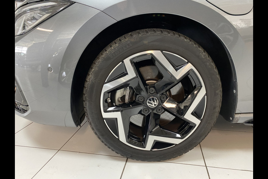 Volkswagen Passat Variant 1.5 eHybrid R-Line Edition 272 PK Panoramadak /Trekhaak /Carplay / Stoelverwarming/ koeling