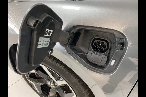 Volkswagen Passat Variant 1.5 eHybrid R-Line Edition 272 PK Panoramadak /Trekhaak /Carplay / Stoelverwarming/ koeling