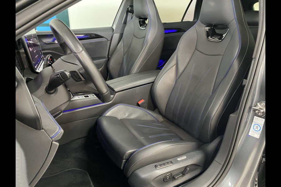 Volkswagen Passat Variant 1.5 eHybrid R-Line Edition 272 PK Panoramadak /Trekhaak /Carplay / Stoelverwarming/ koeling