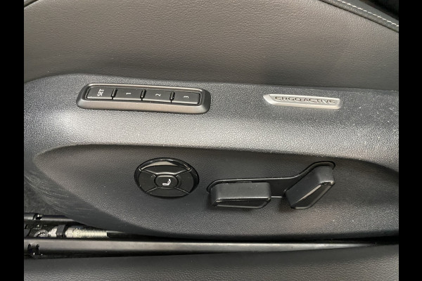 Volkswagen Passat Variant 1.5 eHybrid R-Line Edition 272 PK Panoramadak /Trekhaak /Carplay / Stoelverwarming/ koeling