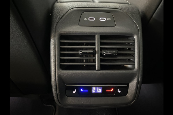 Volkswagen Passat Variant 1.5 eHybrid R-Line Edition 272 PK Panoramadak /Trekhaak /Carplay / Stoelverwarming/ koeling