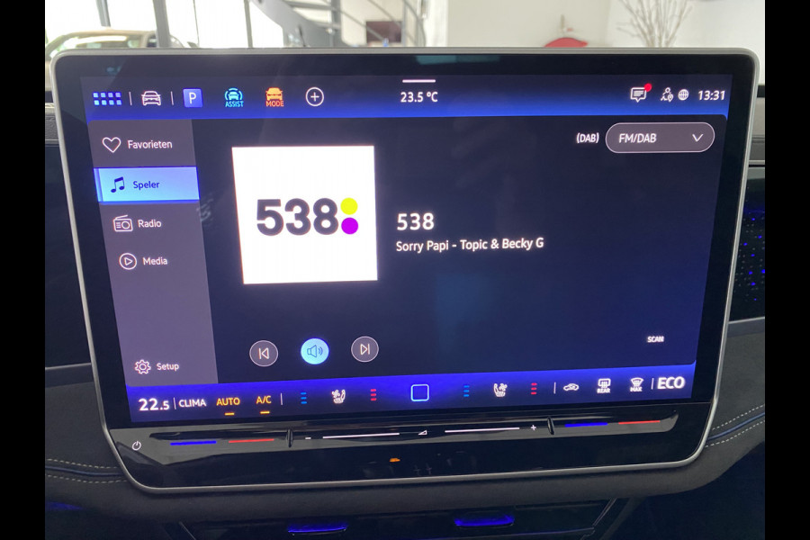 Volkswagen Passat Variant 1.5 eHybrid R-Line Edition 272 PK Panoramadak /Trekhaak /Carplay / Stoelverwarming/ koeling